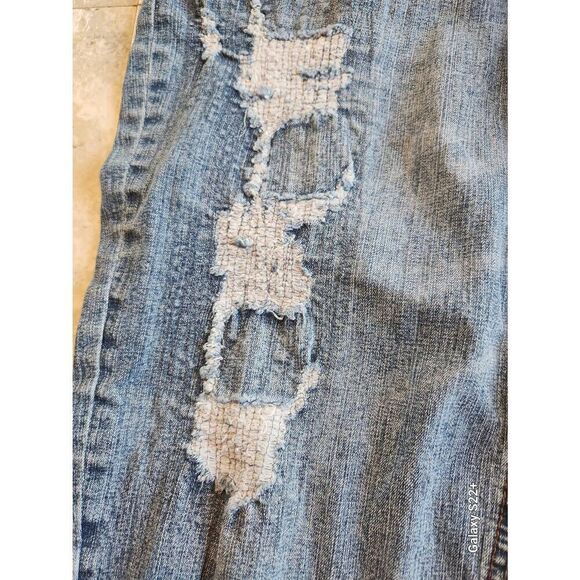 22 Cato distressed crop jeans - Picture 2 of 6